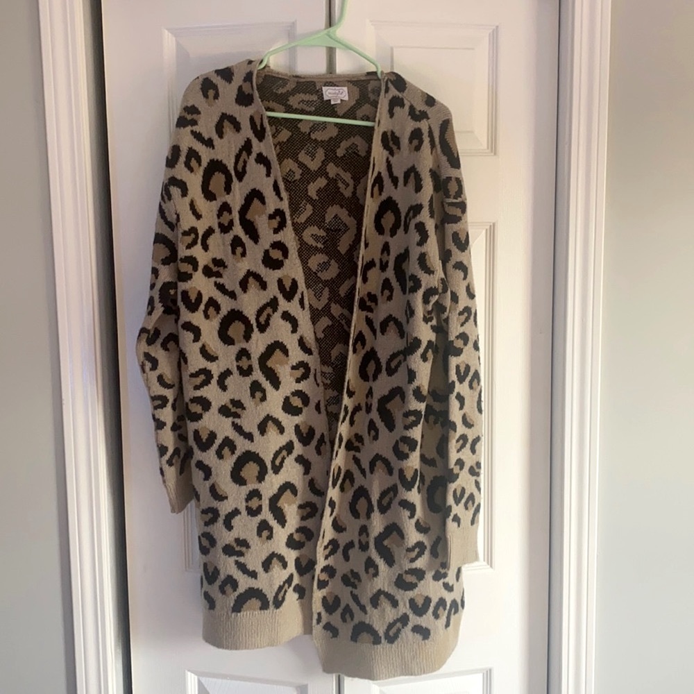 Mudpie Cheetah Sweater- Size M/L